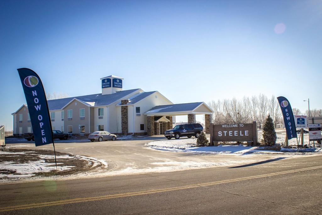 Cobblestone Inn & Suites Steele Exterior foto